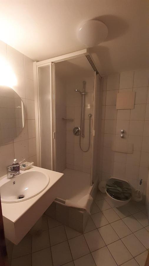 Landhotel Wiesenhof Heroldstatt Extérieur photo