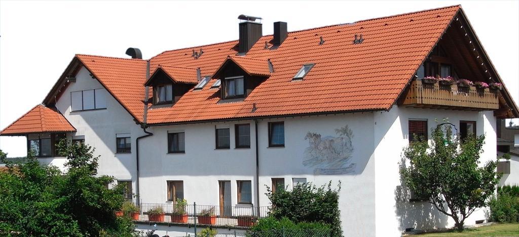 Landhotel Wiesenhof Heroldstatt Extérieur photo